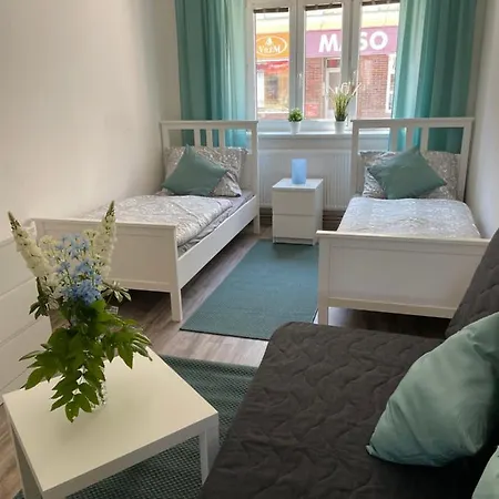 Apartmanek U Reky Lägenhet *